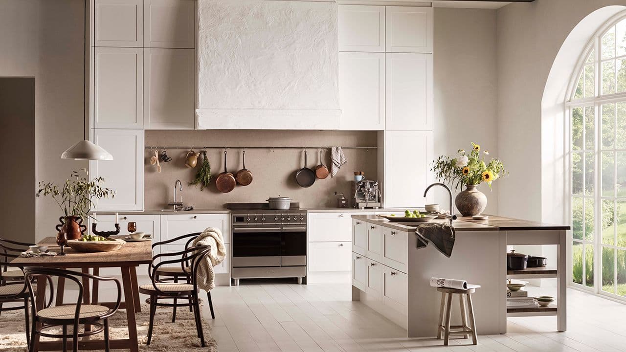 Scala kjøkken fra Sigdal i fargen Frost.