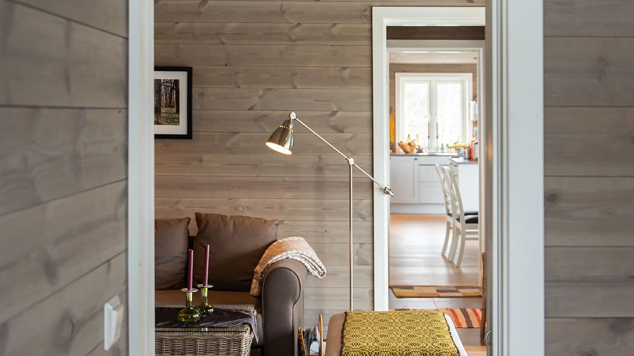 Setergrå Eventyr-interiørkolleksjon glattpanel fra Bergene Holm.