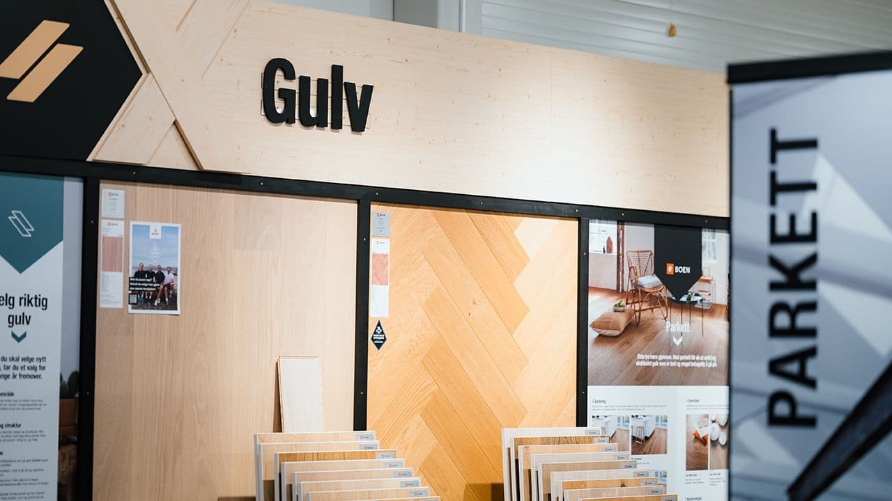 I gulv-avdelingen på XL-BYGG Tønsberg.